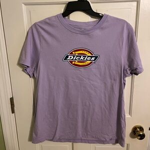 Women’s dickies T-shirt.